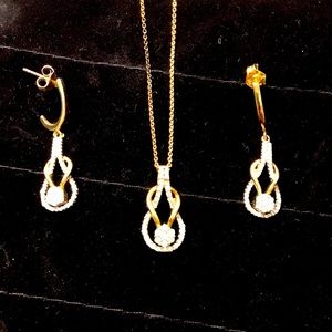 Gold & Diamond Necklace & Earrings